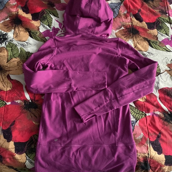 Lululemon Stride Jacket - Picture 6 of 9